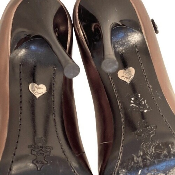 Alice + Olivia Pewter Leather Ankle Strap Pumps Pointed Toe Size 6 - Picture 8 of 9